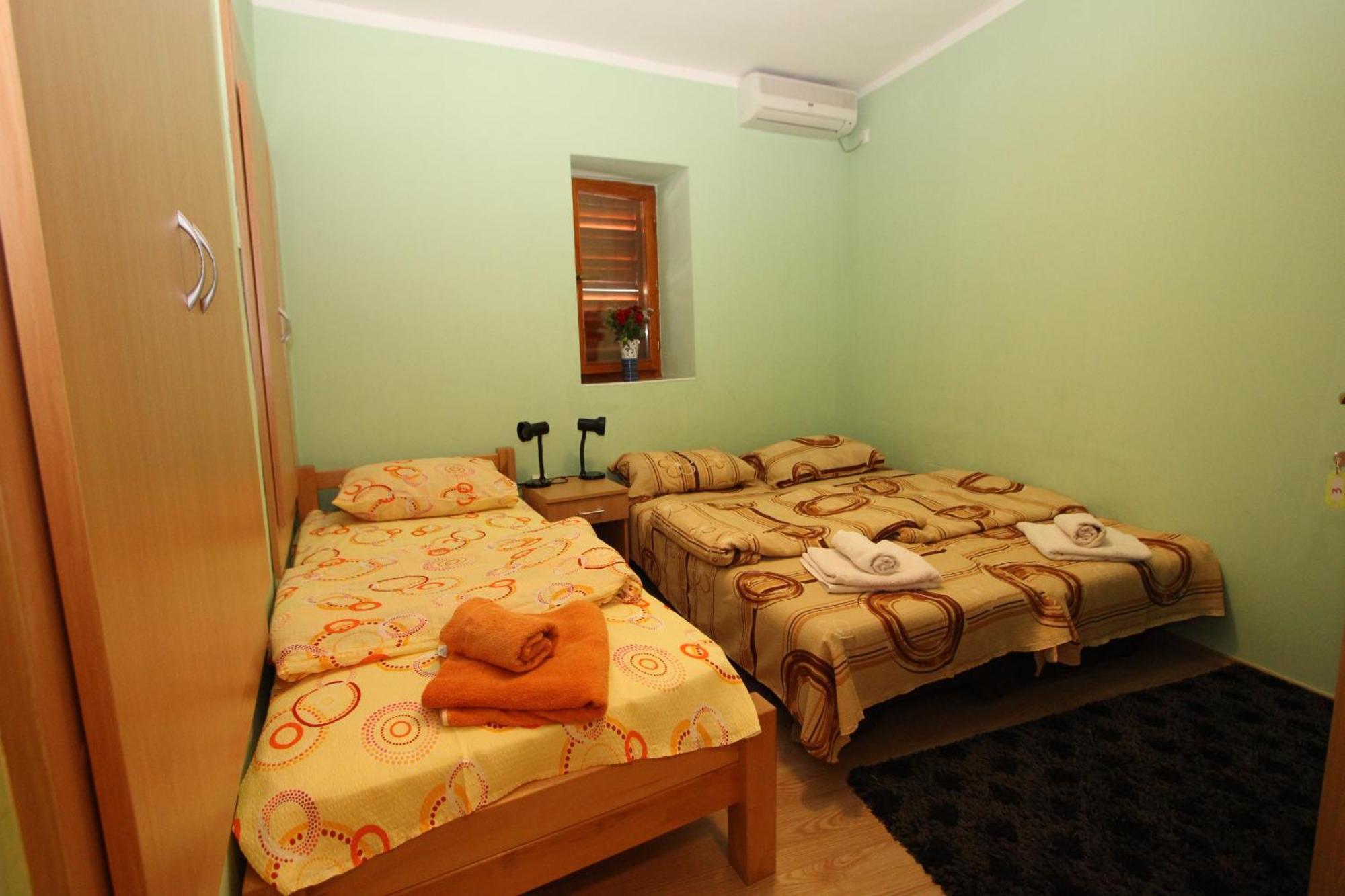 Apartment Stari Grad Trebin Oda fotoğraf