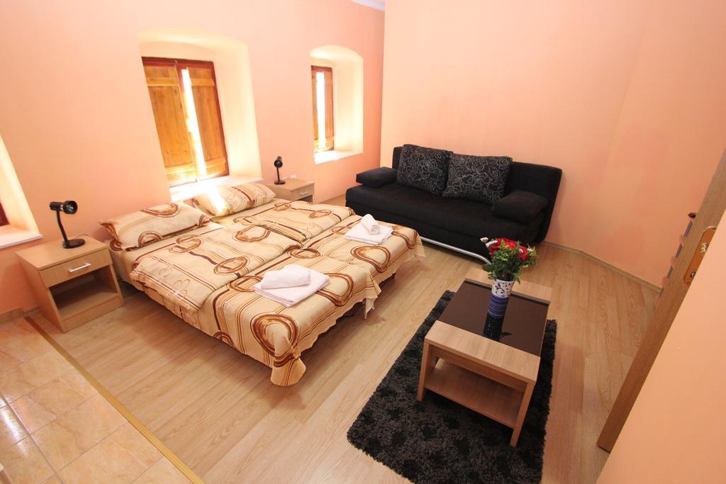 Apartment Stari Grad Trebin Oda fotoğraf