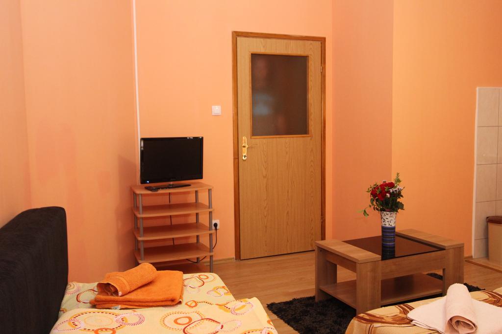 Apartment Stari Grad Trebin Oda fotoğraf