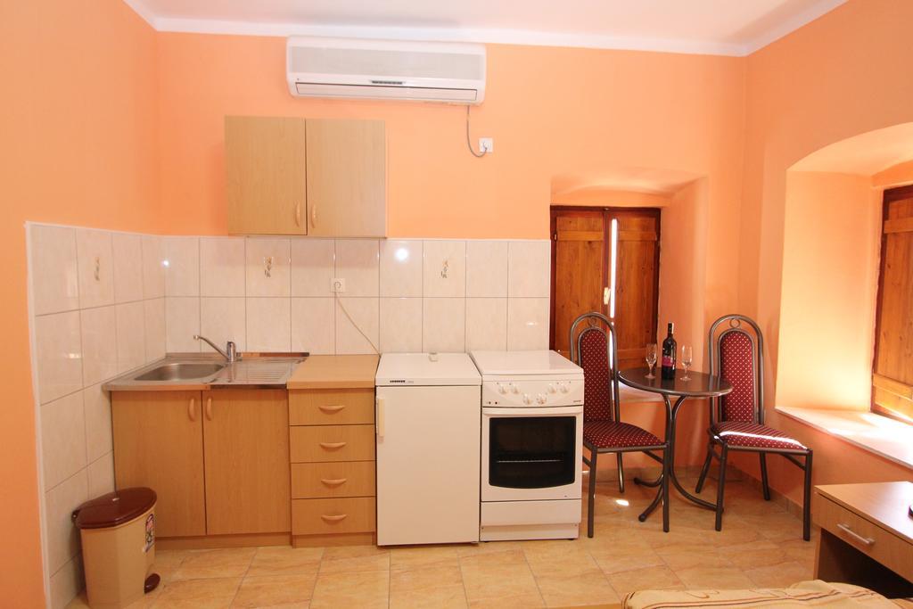 Apartment Stari Grad Trebin Oda fotoğraf